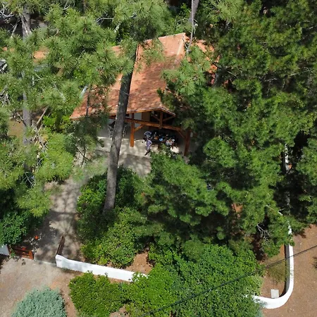 L Esquiro Holiday home *